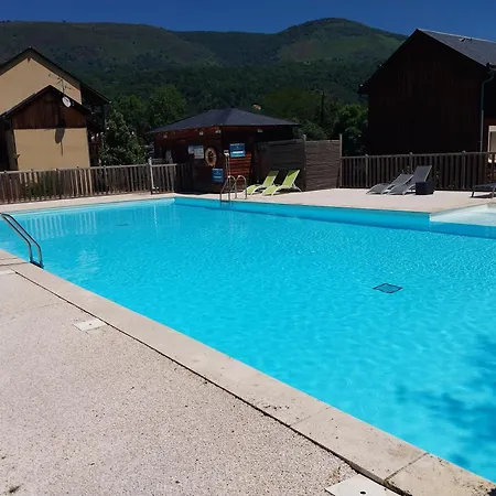 Con Balcon Y Vista Al Bosque *