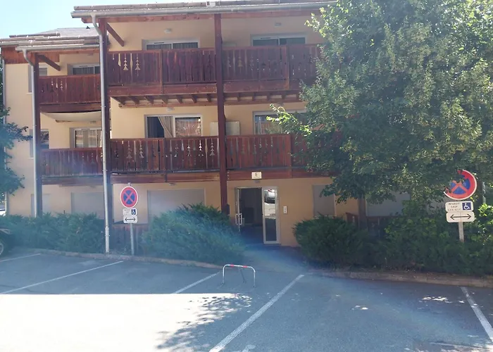 Con Balcon Y Vista Al Bosque *