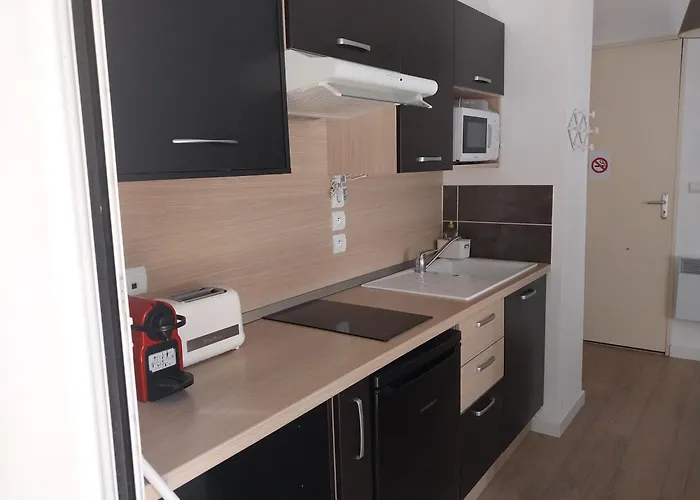 Daire Con Balcon Y Vista Al Bosque